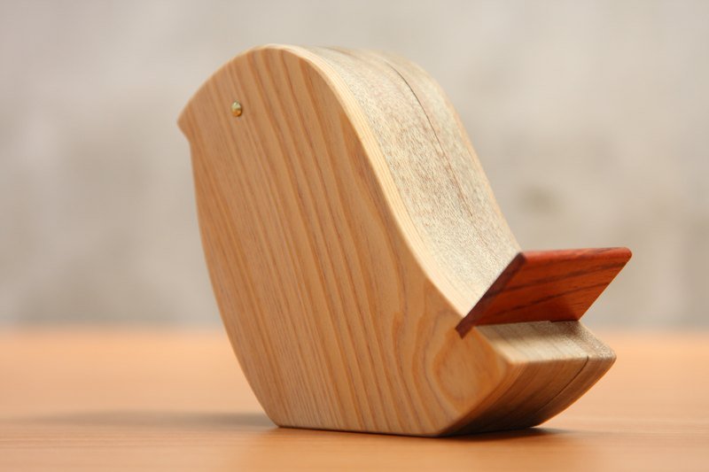 HO MOOD 动物系列—小鸡啄米 盒 - 手机座/防尘塞 - 木头 金色