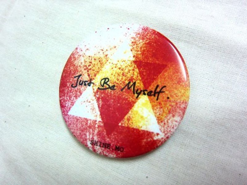 Shine.Mo大胸章-Just be myself. - 胸针 - 其他金属 红色