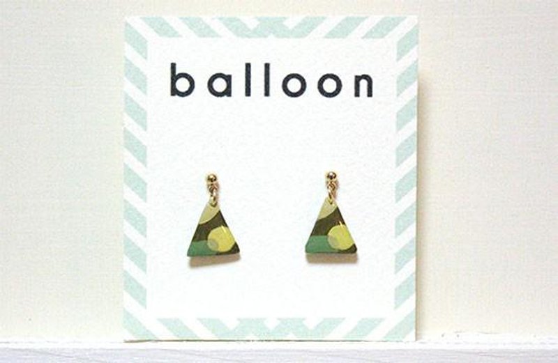 迷你月亮耳环 - 耳环/耳夹 - 压克力 绿色