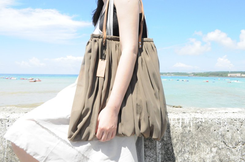 l 奈 嘉 南 庭 l - 侧背包/斜挎包 - 其他材质 卡其色