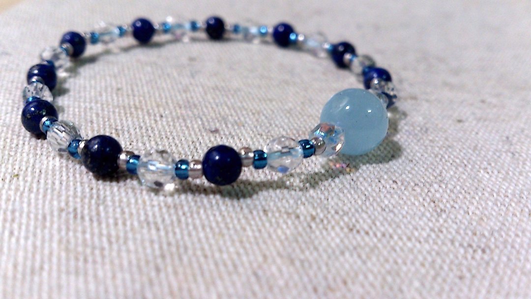 crystal in dearsharka || dotdot．青金石 x 白水晶 x 海蓝宝 - 手链/手环 - 宝石 蓝色