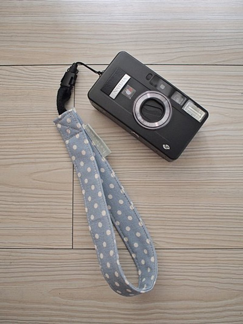 hairmo。蓝点点(日)相机单挂手腕带+快拆皮片组(单孔) - 证件套/卡套 - 其他材质 蓝色