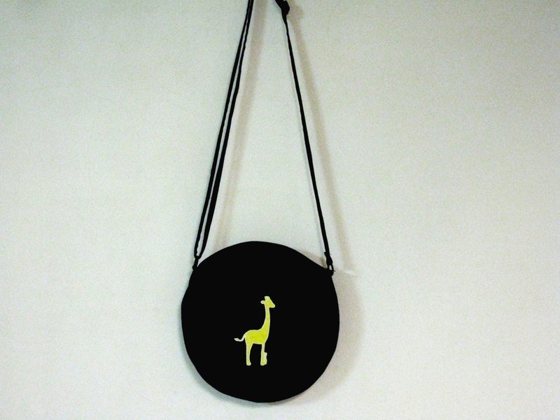 MaryWil-黄黄长颈鹿圆形侧背包 - 其他 - 其他材质 黑色