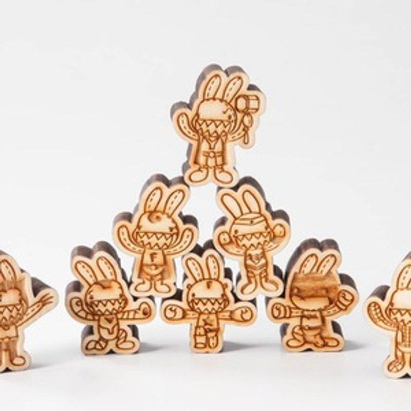 《Foufou》木制叠叠乐组 -Hero Club (罐装,4入) - 冰箱贴/磁贴 - 木头 多色