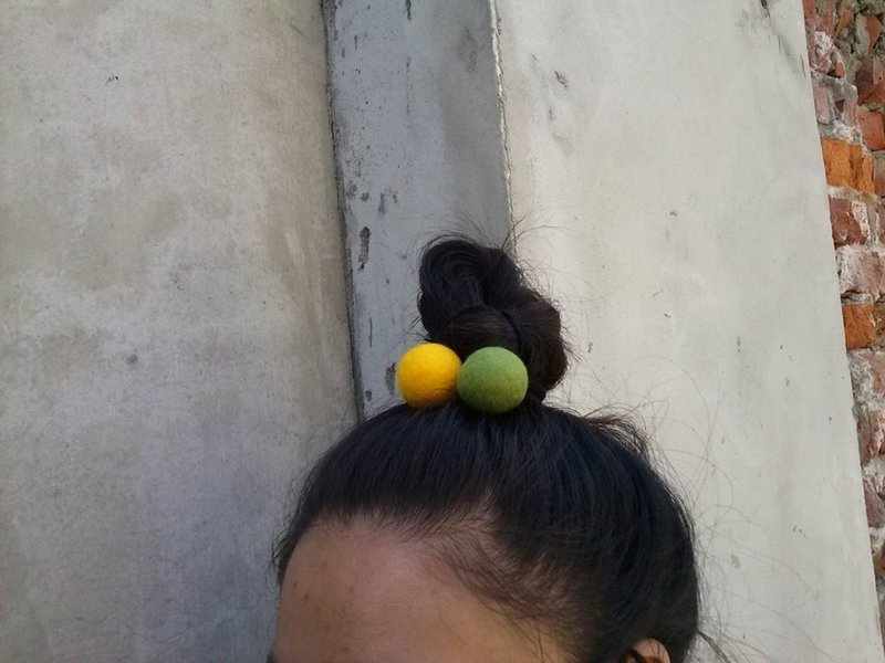 [羊乐多羊毛毡乐园] 薰衣草紫,萤光粉红糖果圆型发束 - 发饰 - 羊毛 多色