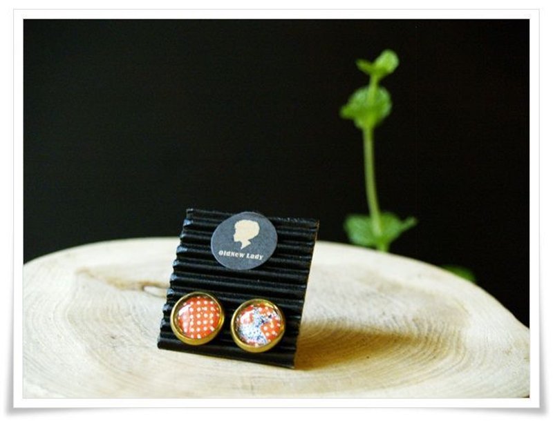 OldNew Lady-小圆型耳针/耳环系列。复古普普风(橘点/洋装) - 耳环/耳夹 - 其他金属 