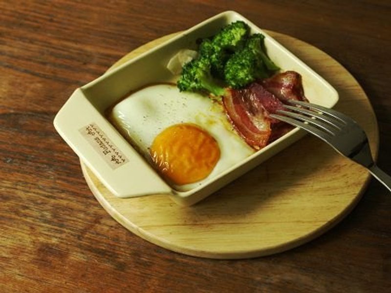 Fudans 少油多健康小烤箱小盘 卡其黄 - 浅碟/小碟子 - 其他材质 黄色