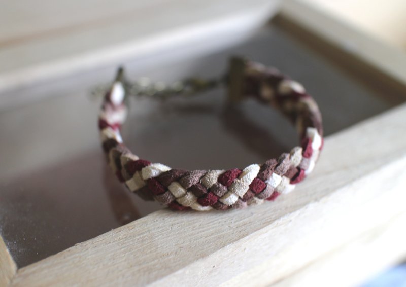 编织手环--韩国麂皮绒【红酒坊浓情】 - 手链/手环 - 真皮 红色