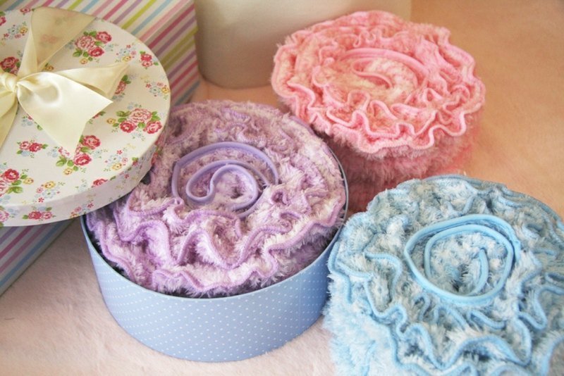 ＊奇朵屋＊台湾制超值花花弥月礼盒 - 满月礼盒 - 其他材质 粉红色