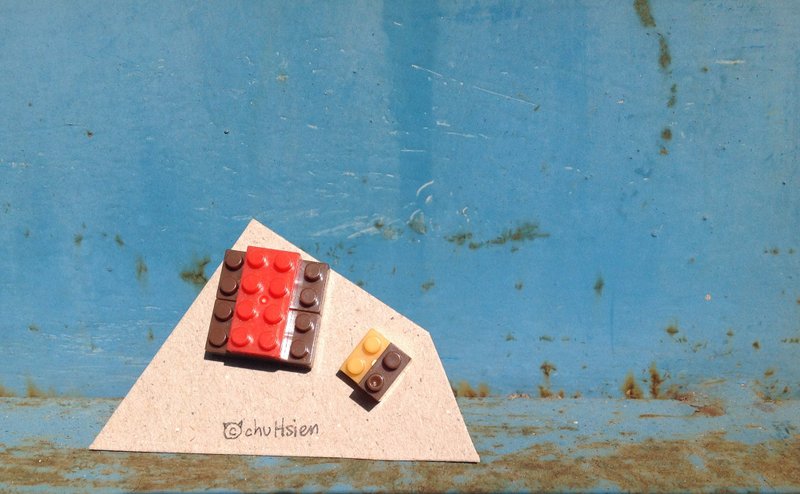 耳环●☉可玩耍拆装的积木耳环:大方和小方 - 耳环/耳夹 - 木头 多色