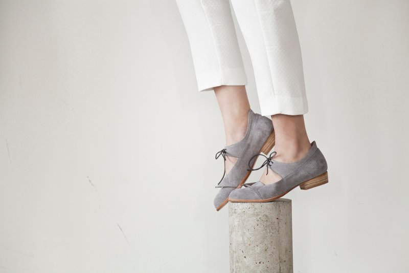 ZOODY / 天空使者 / 手工鞋 / 平底绑带包鞋 / 灰 - 其他女款皮鞋 - 真皮 灰色