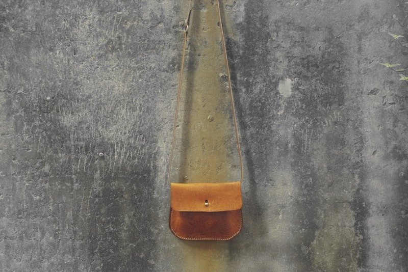 ~后菜园~自制配件 摔花纹马鞍包 BC-115 - 侧背包/斜挎包 - 真皮 咖啡色