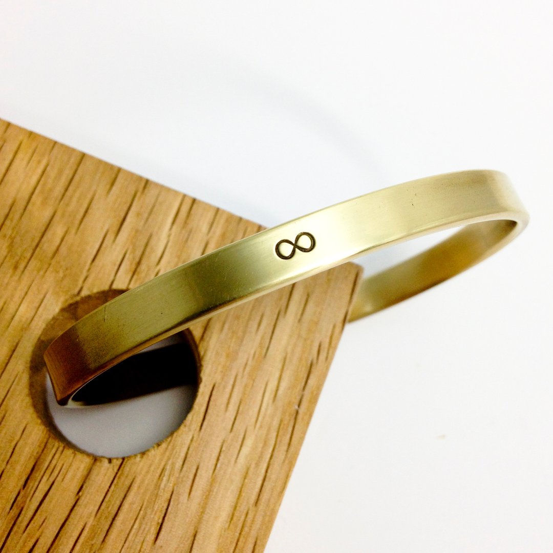 ::原味::无限款∞黄铜手环(6MM) - 手链/手环 - 其他金属 金色