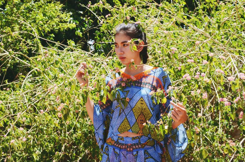 风起的时候 'BUG SET' 蓝色民族风长衫+短裤组 - 女装上衣 - 其他材质 蓝色