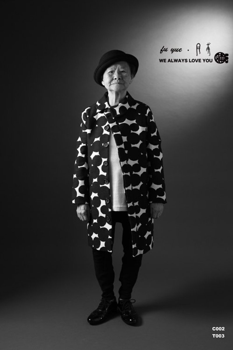 [甫月 fu yue] 单侧披肩外套式大衣 C002 - 女装休闲/机能外套 - 其他材质 