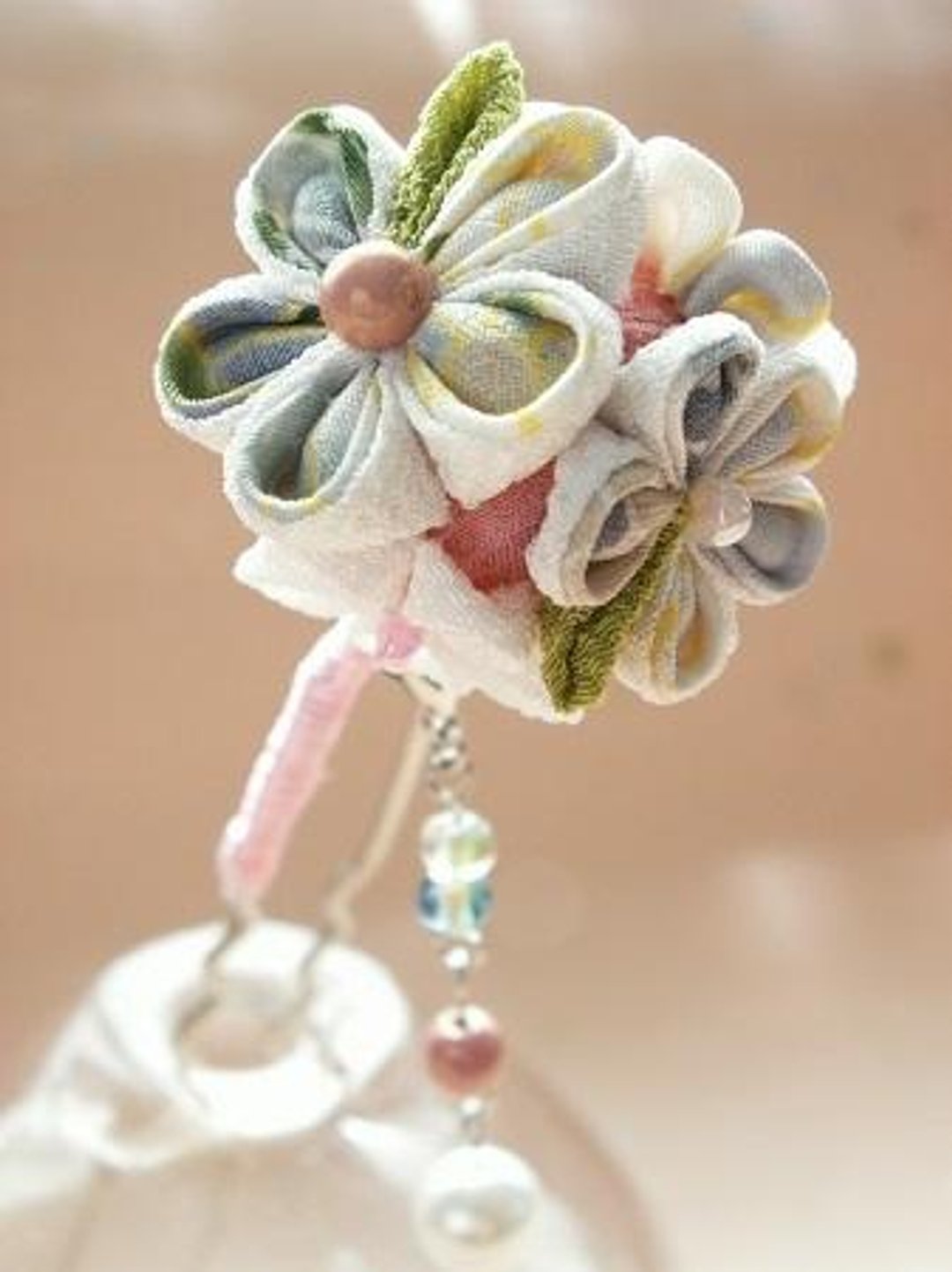 Pretty hairpin of knob crafted pale shades - 发饰 - 其他材质 粉红色