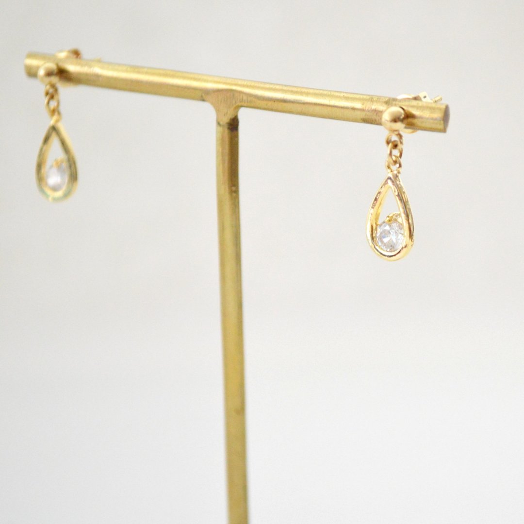 Earrings Drop Zirconia Pierce - 耳环/耳夹 - 其他金属 金色
