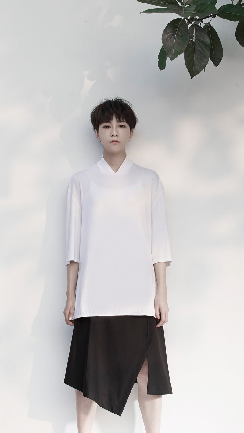 TRAN - 菱角领五分T - 中性连帽卫衣/T 恤 - 其他材质 白色