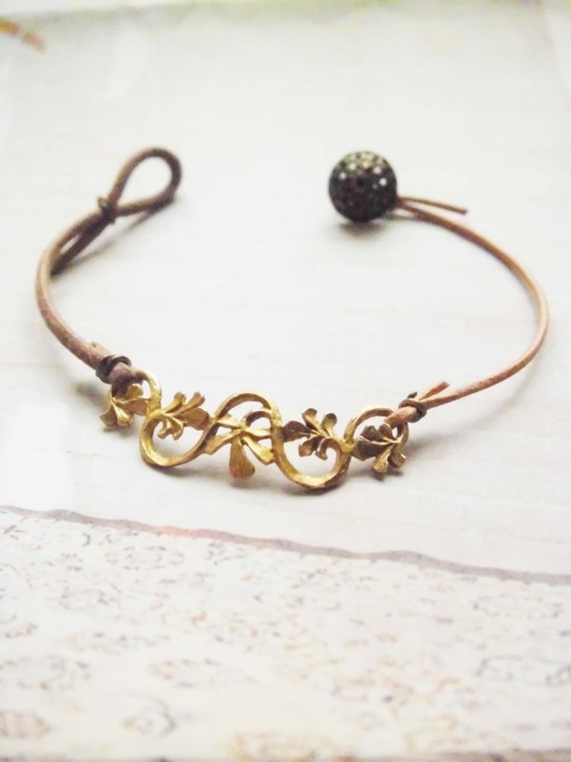 ﹉karbitrary﹉ ▲ 复古古金雕花皮革手环 手绳 礼物 - 手链/手环 - 真皮 金色