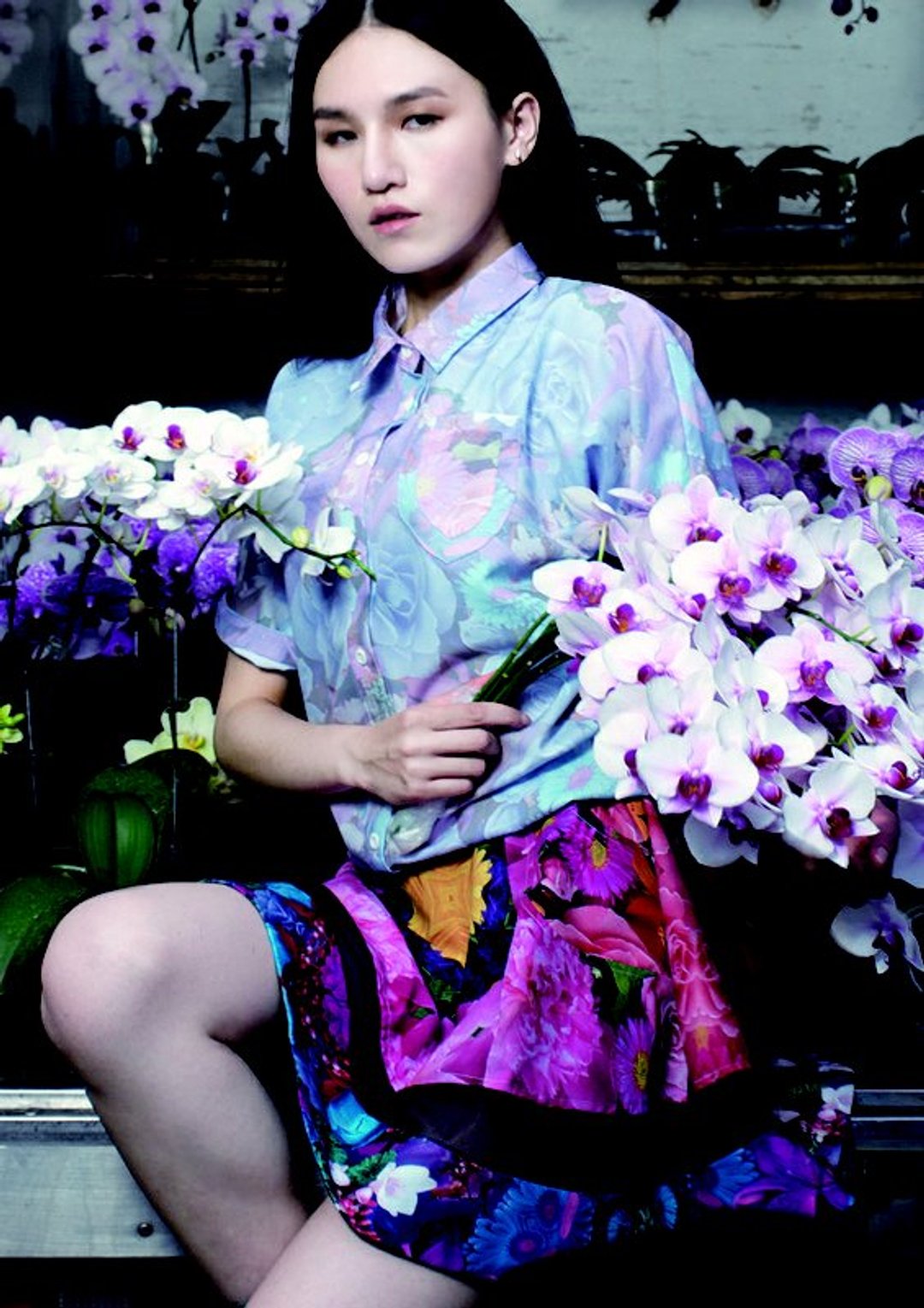 [Contactee]粉蓝调印花连袖下摆缩口衬衫 - 女装衬衫 - 其他材质 多色