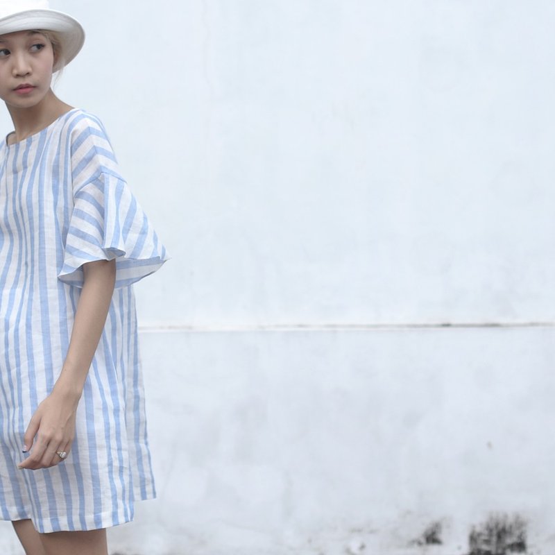 大艺术家雷若瓦 - 直条纹蓝白洋装 - 洋装/连衣裙 - 其他材质 蓝色