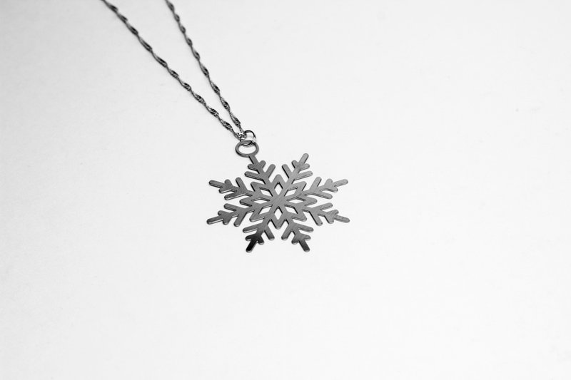 【已绝版】雪花项链(热销商品)_自然系列_造题 - 项链 - 其他金属 灰色