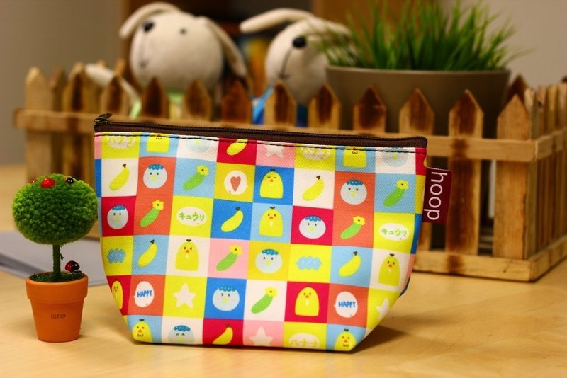 万用收纳袋【香蕉X河童好朋友 ─力恩君】 - 化妆包/杂物包 - 其他材质 白色