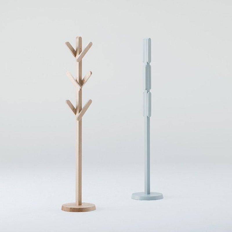 Signs 衣架 | Karimoku New Standard - 其他家具 - 木头 卡其色