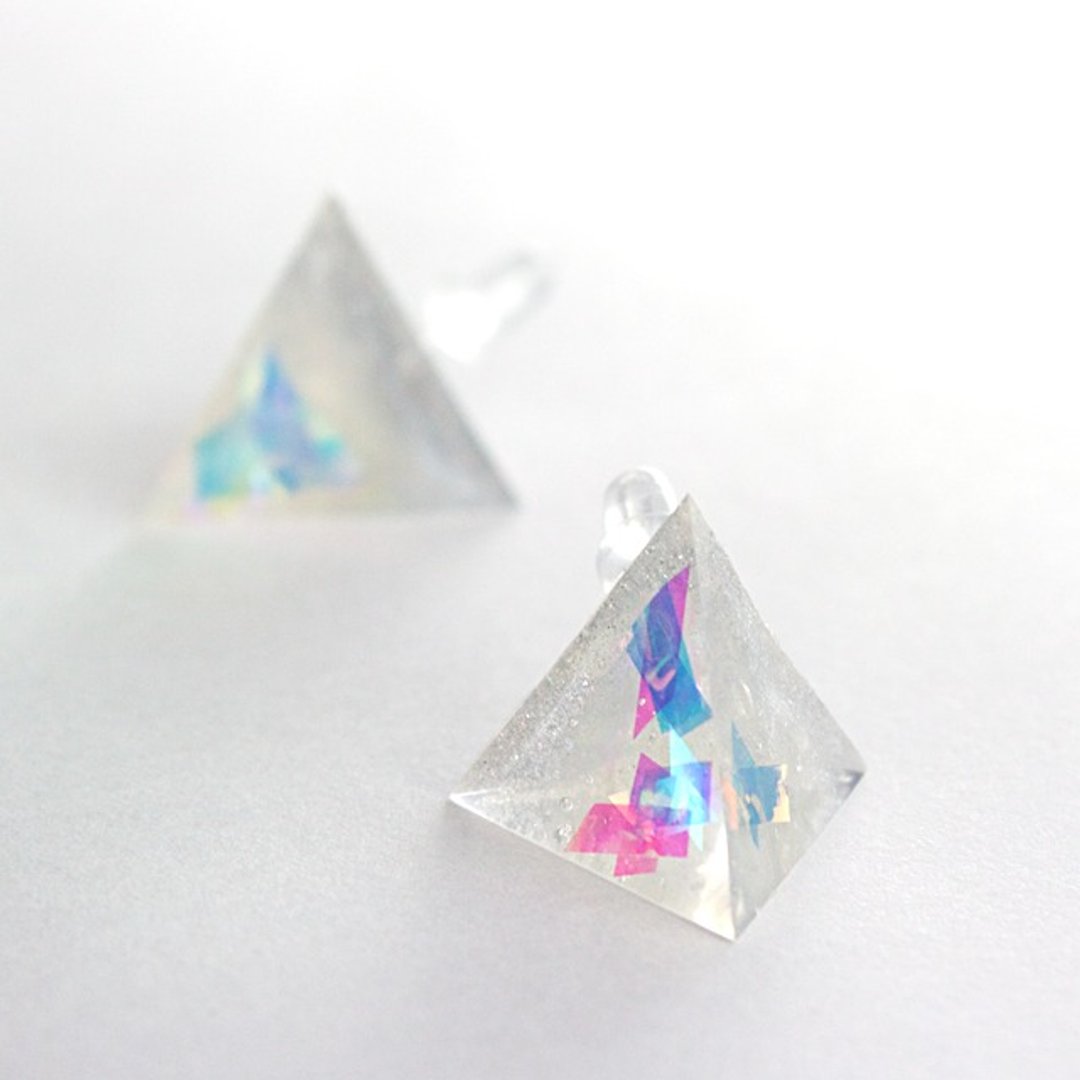 Triangle Earrings (pieces) - 耳环/耳夹 - 其他材质 多色