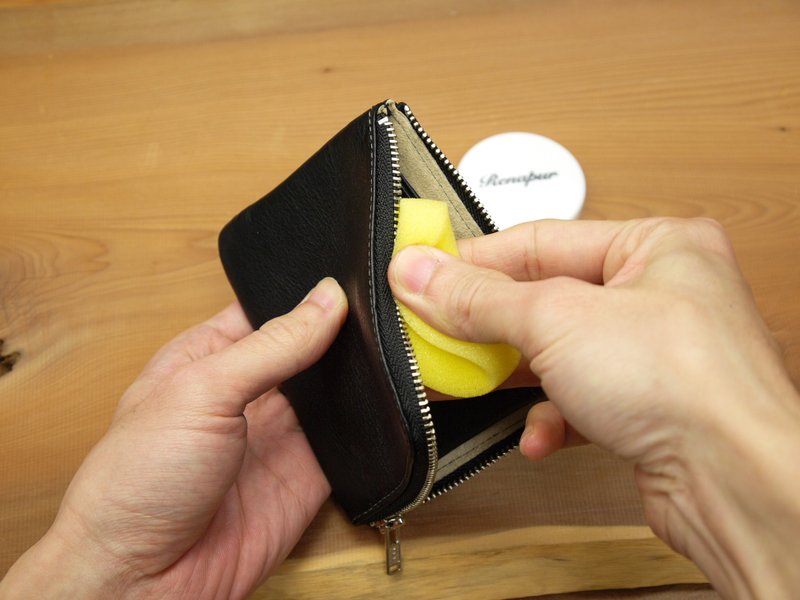 德国制【Renapur 皮革保养组】成份天然 防泼水 防霉 附擦拭海绵 - 其他 - 植物．花 透明