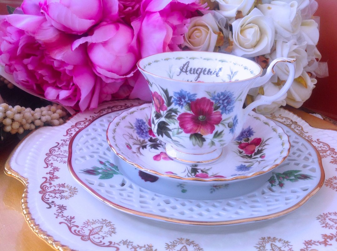 ♥安妮疯古物♥英国骨瓷皇家阿尔巴特Royal Albert 月份杯 八月罂粟花茶杯,咖啡杯二件组～生日礼物 - 茶具/茶杯 - 瓷 多色
