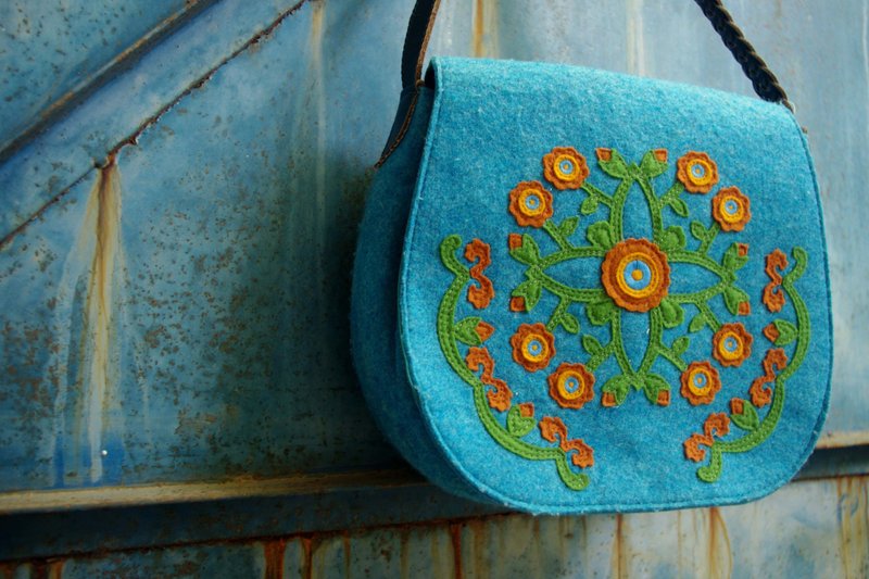 4.5studio-日本扛回下北泽古着-蓝绿色羊毛毡不织布拼贴马鞍肩背包 - 侧背包/斜挎包 - 其他材质 蓝色