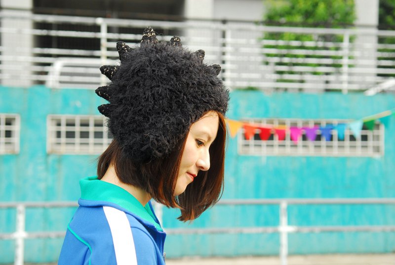 MR.STORE 手工毛线帽子 全黑小怪兽帽子 - 帽子 - 其他材质 黑色