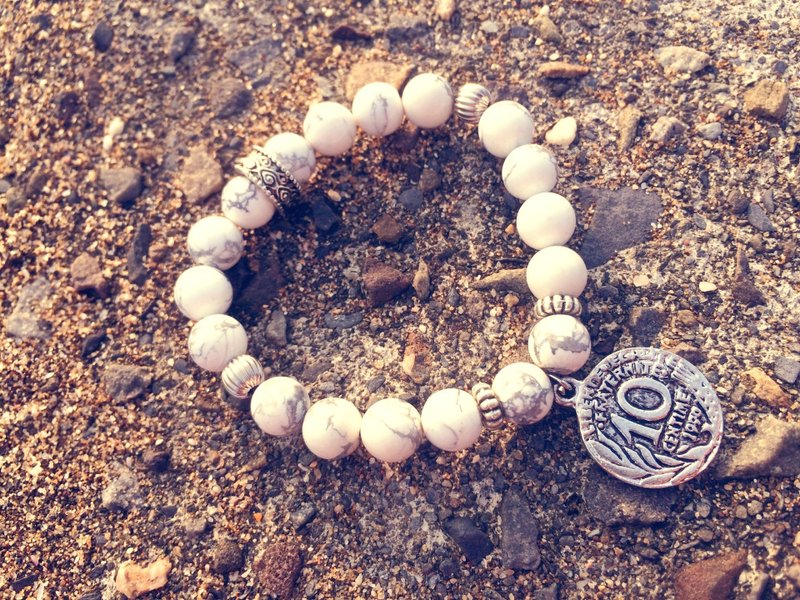 白纹石-钱币 - 手链/手环 - 其他材质 白色