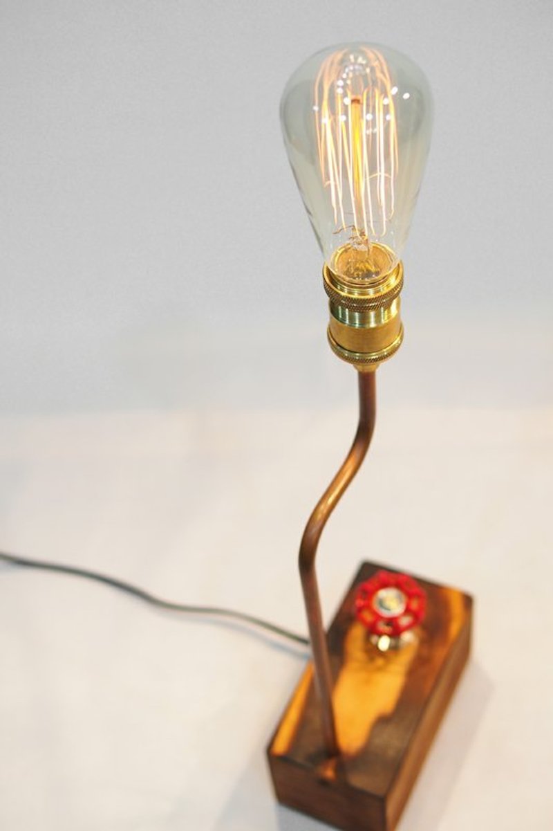 独家首创 - 设计妙趣让生活一点也不乏味的乏味灯 - 排单制作 , 5天一件 , 旧化慢 ( 请见谅 ><''') - 灯具/灯饰 - 其他金属 咖啡色