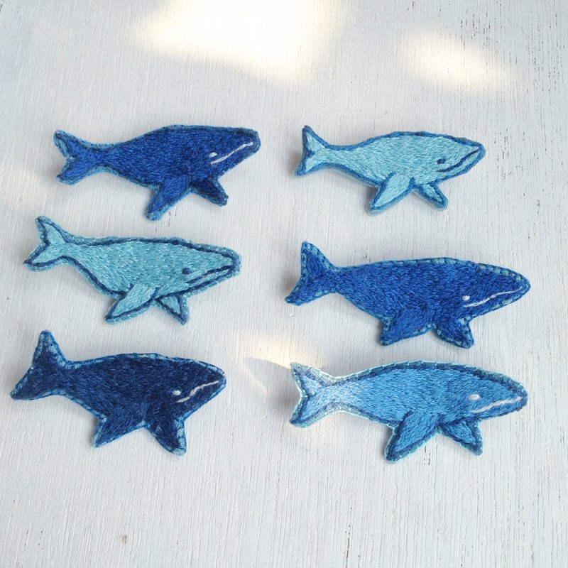 鲸鱼刺绣胸针 襟章 - 胸针 - 绣线 蓝色