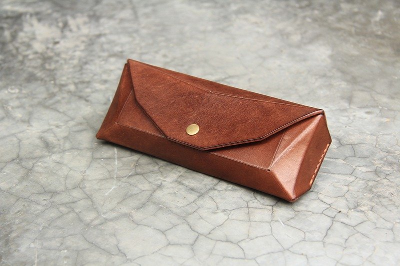 甲虫仙生制革所 // 纯手工・皮革・眼镜盒・铅笔盒 【 圣诞节礼 】 - 眼镜/眼镜框 - 真皮 黑色