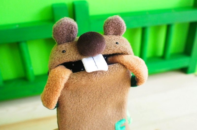 E*group 门牙包冬日红鼻熊 iphone6手机袋 熊 - 其他 - 其他材质 咖啡色