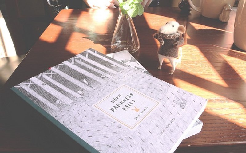 迪梦奇 When Darkness Falls 绘本日志(无时效) - 躲猫猫 - 笔记本/手帐 - 纸 绿色