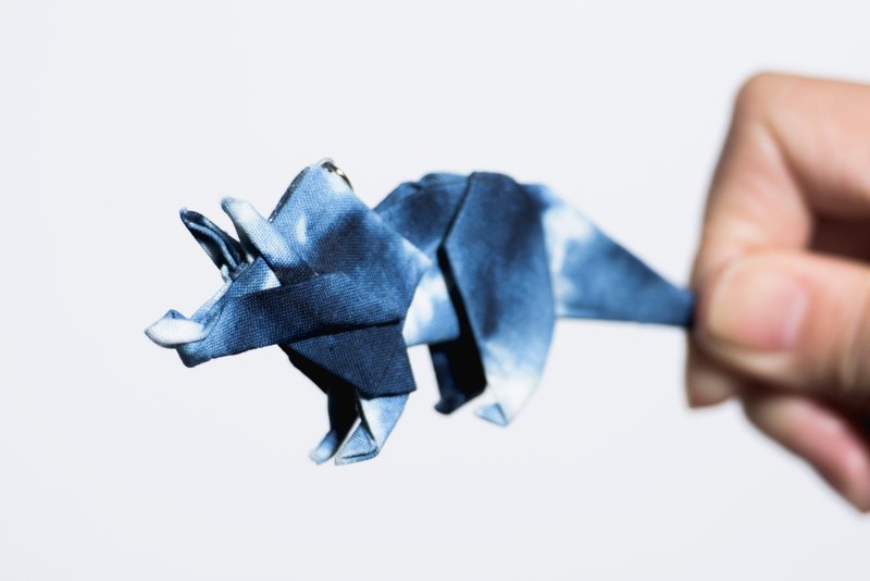 \恐龙百科/ 折纸饰品三合一 项链/吊饰/钥匙圈_三角龙 - 项链 - 其他材质 蓝色