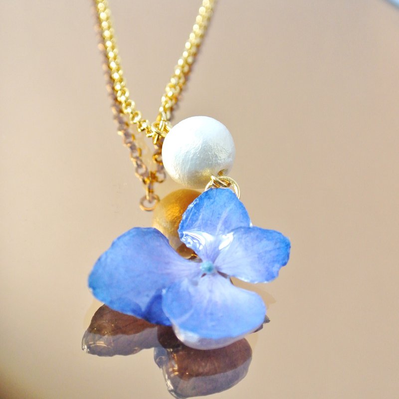 硬胶花痴 AGFC ｜ 立体紫绣球花 棉棉珠14K镀金颈链 - 颈链 - 植物．花 紫色