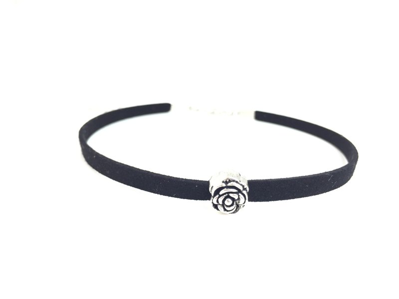 银色玫瑰颈链 - 项链 - 真皮 黑色