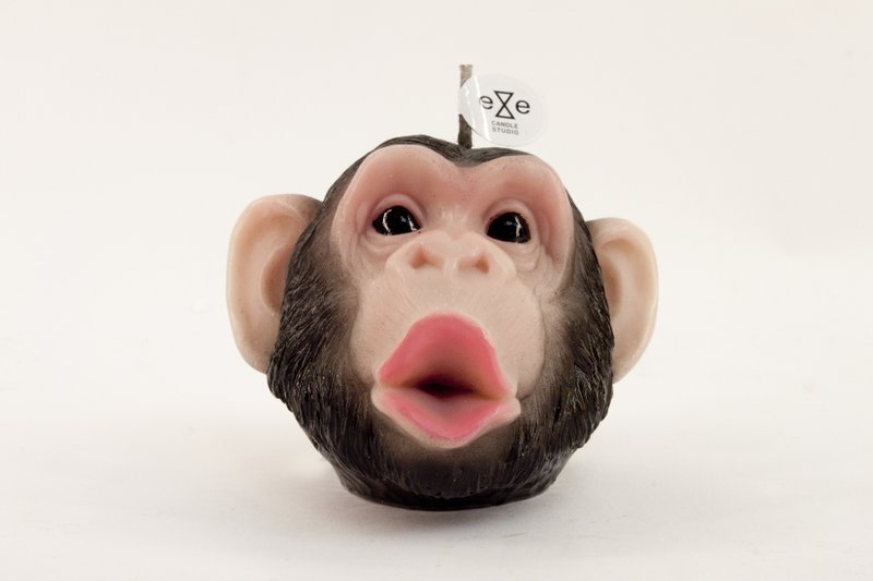 彩绘黑猩猩造型蜡烛 Painted Chimpanzee Candle - 蜡烛/烛台 - 蜡 