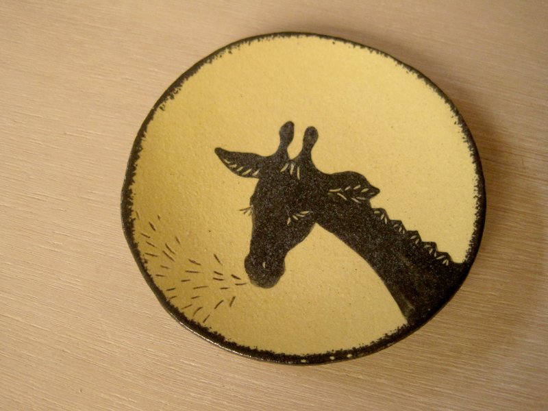 DoDo手作 悄悄话.动物剪影系列-长颈鹿小碟(柠檬黄) - 花瓶/陶器 - 陶 黄色