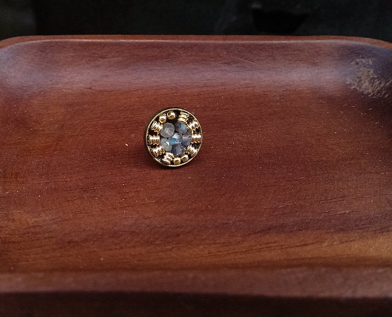 晶洞系列  /  手工珠宝盒大耳环(单)  / 《情诗缪思》独家设计 - 耳环/耳夹 - 其他材质 灰色