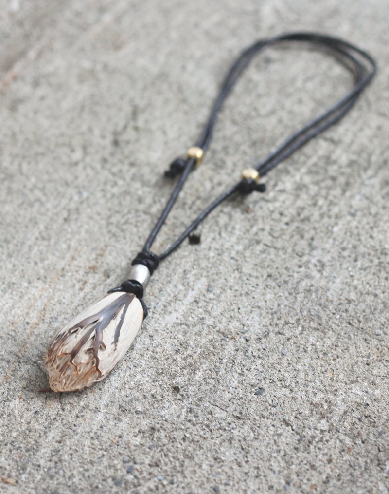 红棕榈│项链 ─生命之树 指引方向 - 项链 - 植物．花 白色