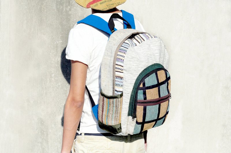 情人节礼物 新年礼物 限量手工拼接设计后背包 / 肩背包 / 登山包 - 绿洲与沙漠旅行风 ( 限量一件 ) - 后背包/双肩包 - 其他材质 多色