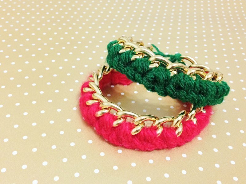 冬。耶诞限定特惠。交换礼物 手工暖暖毛线编织金色手炼 圣诞节 小红毛线 小绿毛线两色可选 - 手链/手环 - 其他金属 金色