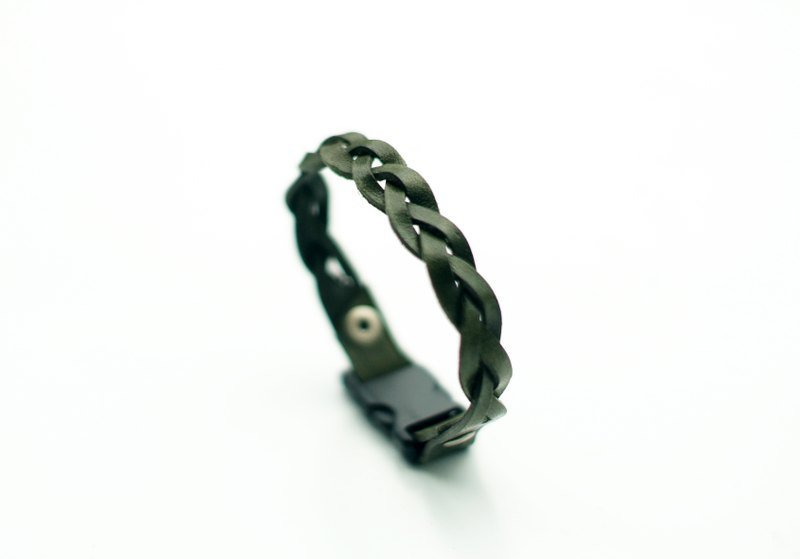 麻花编织皮革手带 by Captain Ryan - Braided Tri-strap Leather Bracelet by Captain Ryan - 手链/手环 - 真皮 绿色