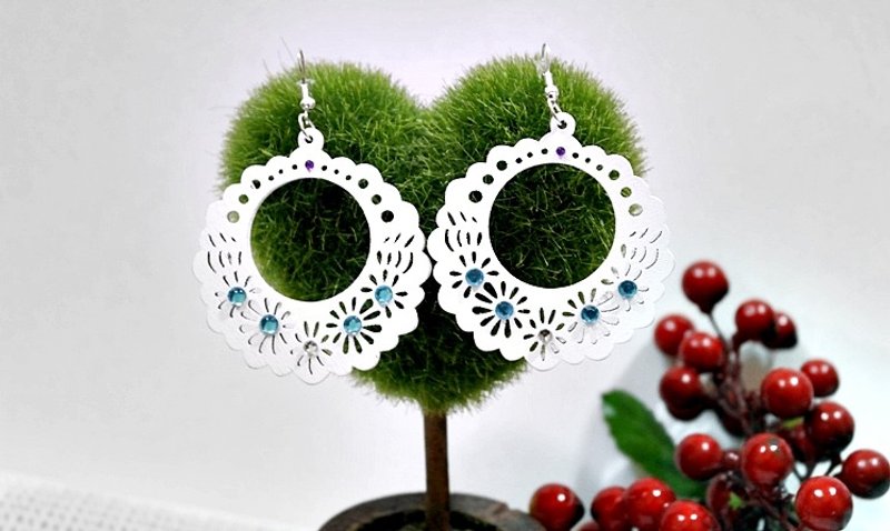 木制＊缕空＊＿勾式耳环- -欧美风格 - 耳环/耳夹 - 木头 白色